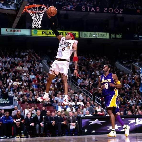 足球周刊：重返国足是刘若钒的愿望，殷切期待完成A级赛首秀（足球周刊：刘若钒盼重返国足，期待上演A级赛处子秀）