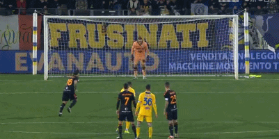 英超-曼城3-0完胜桑德兰登顶次席，福登传射建功（英超：曼城3-0轻取桑德兰升至第二，福登一传一射）