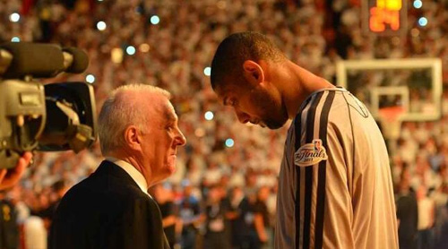 富勒姆主帅：打进了精彩的进球却被取消，这判罚令人难以置评（富勒姆主帅不满：精彩破门被判无效，判罚令人无言以对）