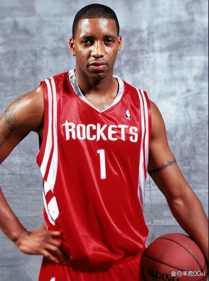 球迷说把自己的膝盖借给内马尔，内马尔调侃：那我得要俩（球迷称愿把膝盖借内马尔，内马尔打趣：那我得要两只）