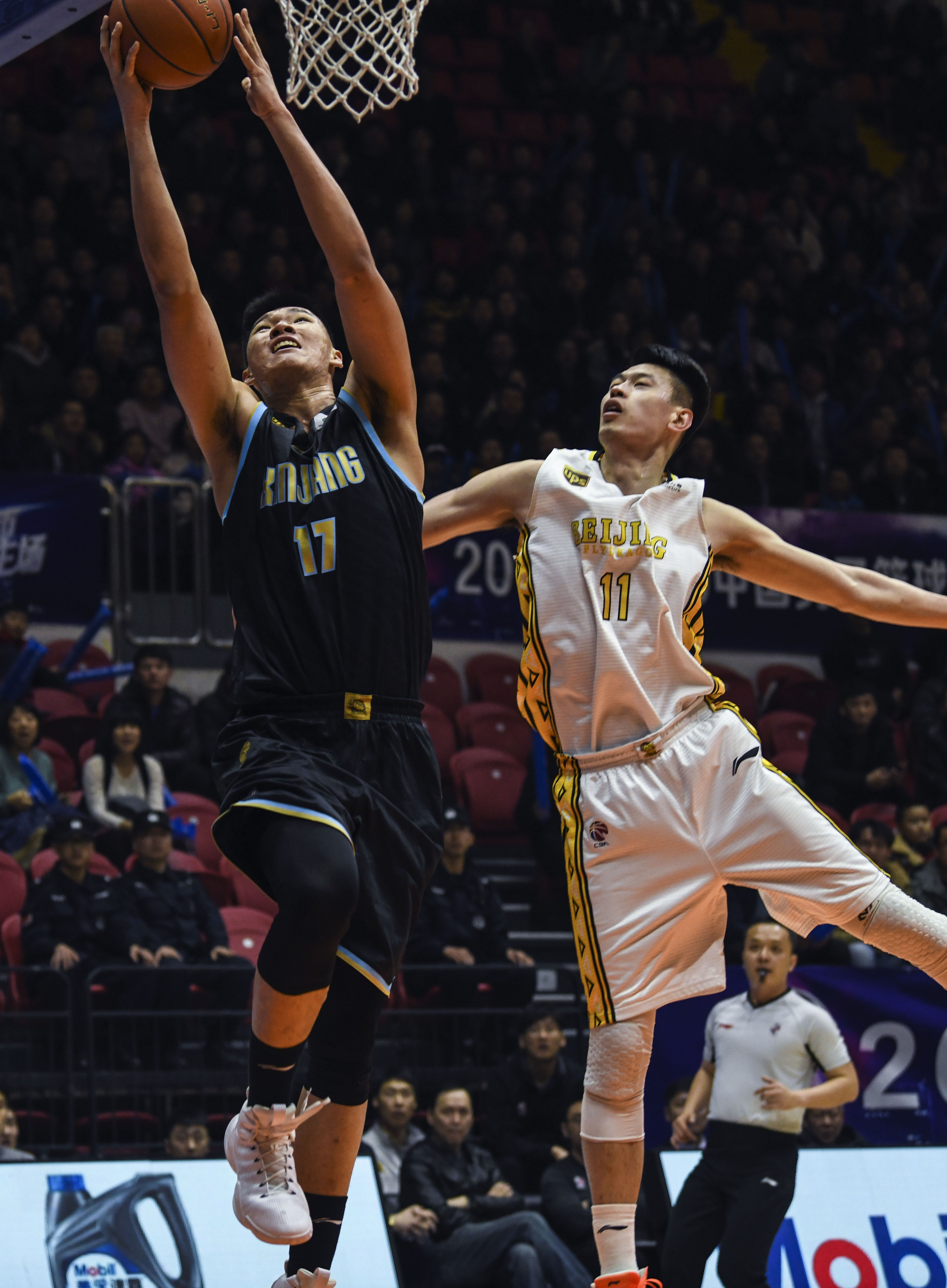 西甲：皇马客场2-2战平比利亚雷亚尔（西甲：皇马客场2-2平比利亚雷亚尔）